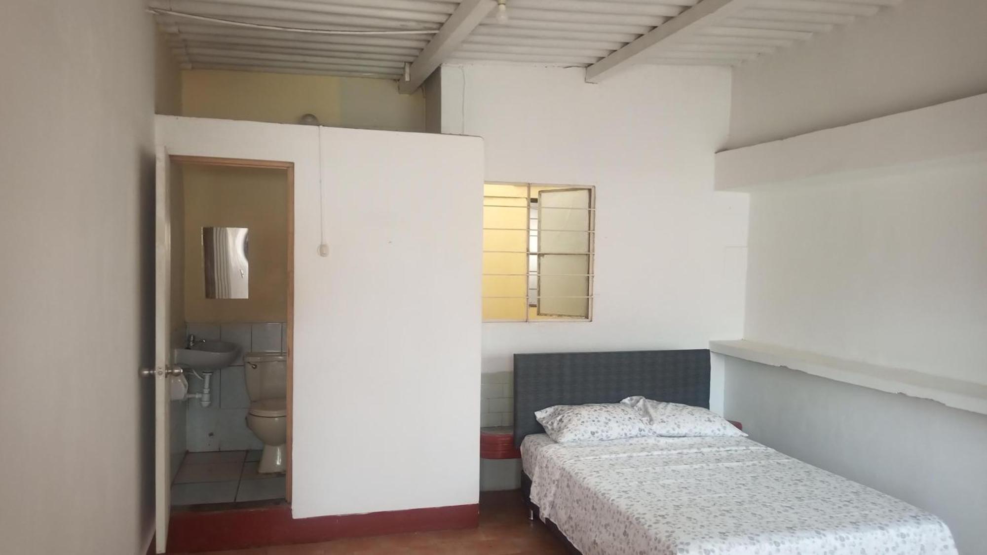 דירות טומבס Casas Cueva מראה חיצוני תמונה